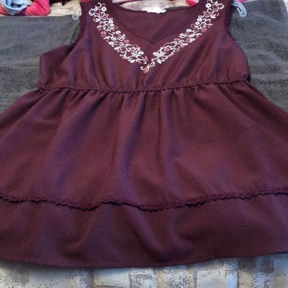 🔥3-$10🔥 Warehouse One Sleeveless top - Picture 2 of 5